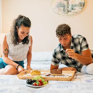 https://locanda-la-petite-maison.hotelinveneto.com